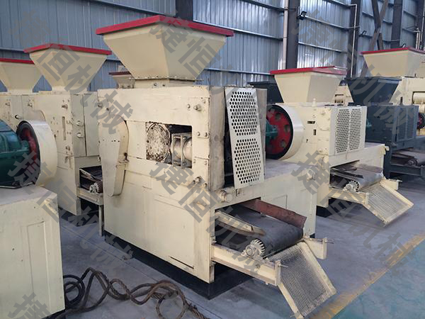 壓球機生產(chǎn)車間