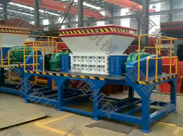 生物質(zhì)撕碎機(jī)設(shè)備圖