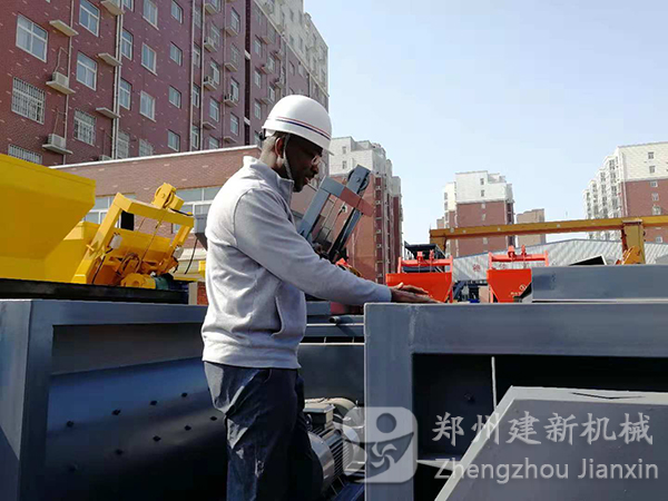 除了寶馬展，建新機械工廠更值得一看！