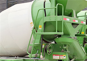 三輪/五輪混凝土攪拌車(chē)(圖3) 三輪/五輪混凝土攪拌車(chē)(圖3)